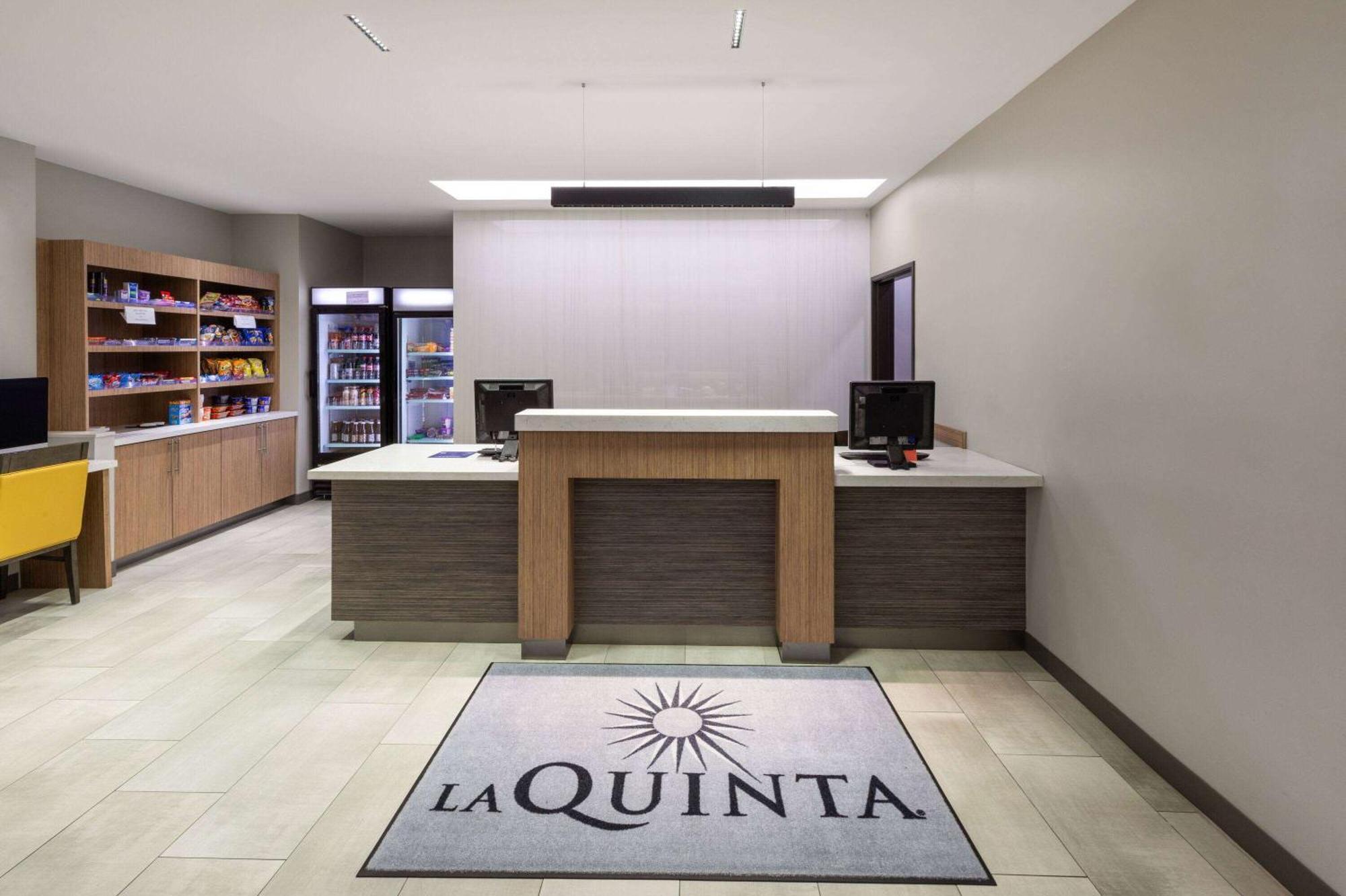 La Quinta By Wyndham МакАлестър Екстериор снимка